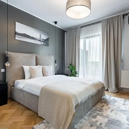 Apartament Sunny 2br Roof Flat - Amazing Terrace