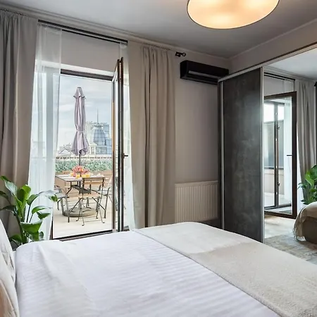 Sunny 2br Roof Flat - Amazing Terrace Bukareszt
