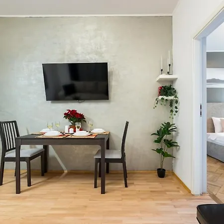 Sunny 2br Roof Flat - Amazing Terrace *