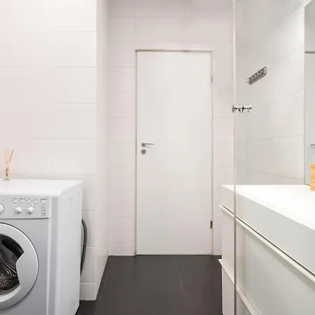 Sunny 2br Roof Flat - Amazing Terrace * Boekarest