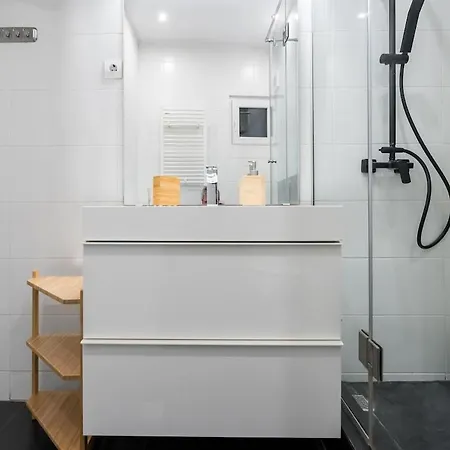 Appartement Sunny 2br Roof Flat - Amazing Terrace Boekarest