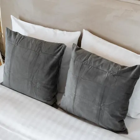 Διαμέρισμα Sunny 2br Roof Flat - Amazing Terrace Βουκουρέστι