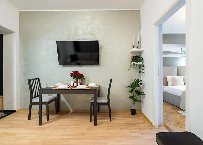 Sunny 2br Roof Flat - Amazing Terrace *