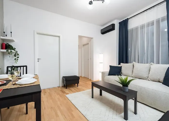 Sunny 2br Roof Flat - Amazing Terrace * Bukarest