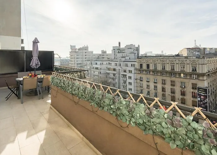 Sunny 2br Roof Flat - Amazing Terrace Апартаменти Бухарест