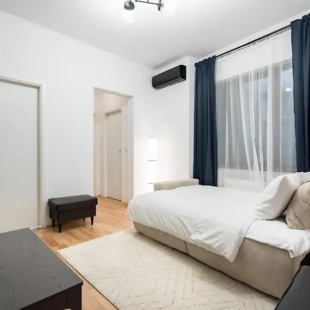 Sunny 2br Roof Flat - Amazing Terrace Apartment Bucharest