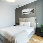 Sunny 2br Roof Flat - Amazing Terrace Apartmán