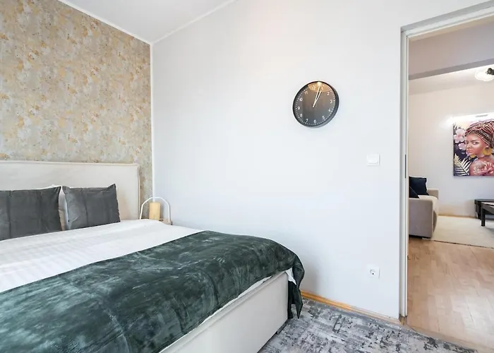 Sunny 2br Roof Flat - Amazing Terrace * Bucarest
